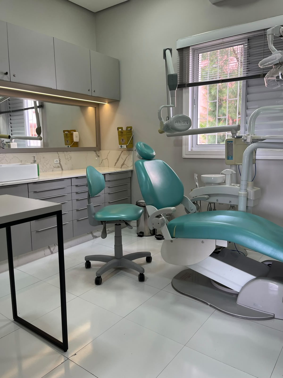 Consultório odontológico no Centro de Tubarão