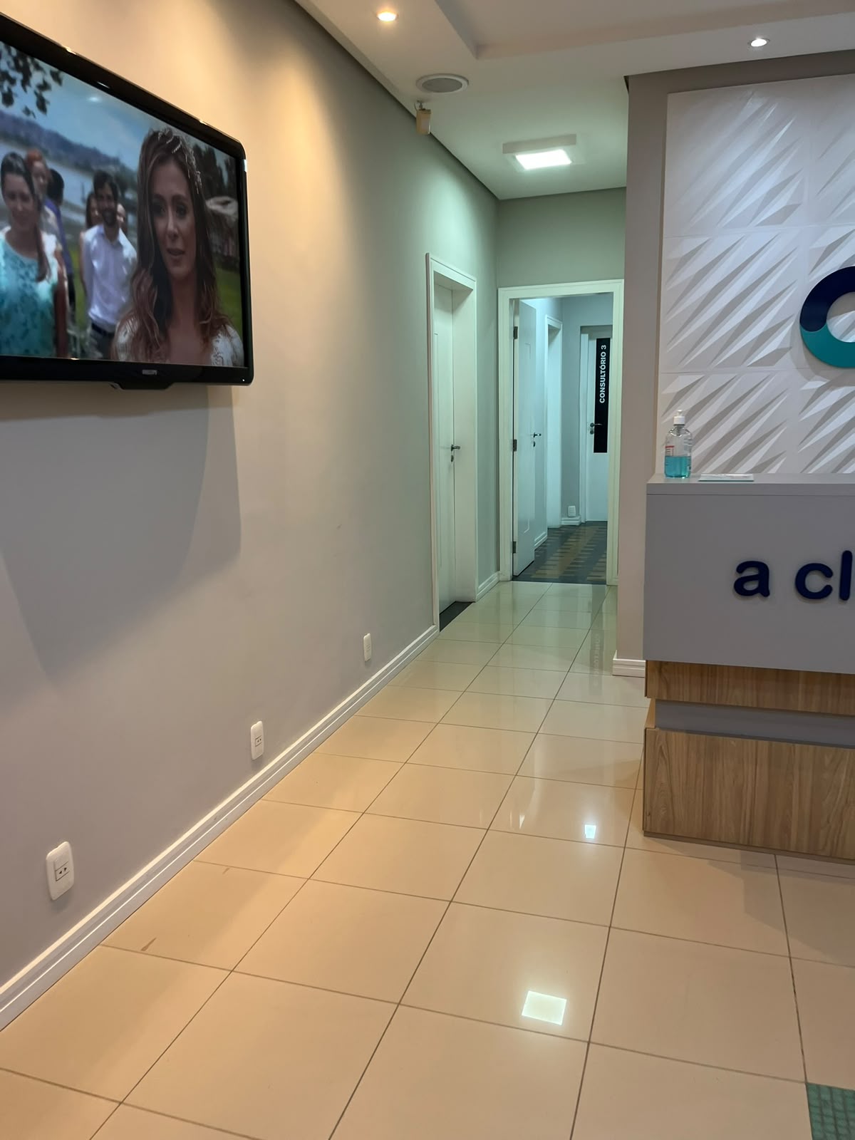 Corredor de acesso às salas de atendimento